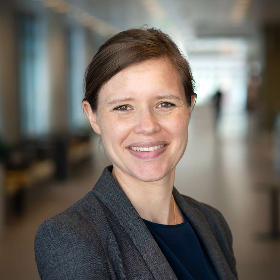 Anna Custers, lector Armoede interventies