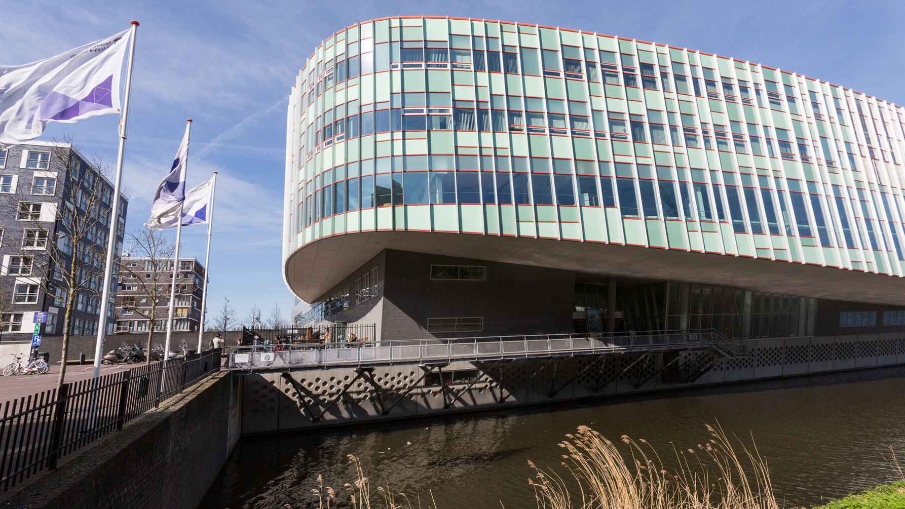 Beeld uit video over de campus