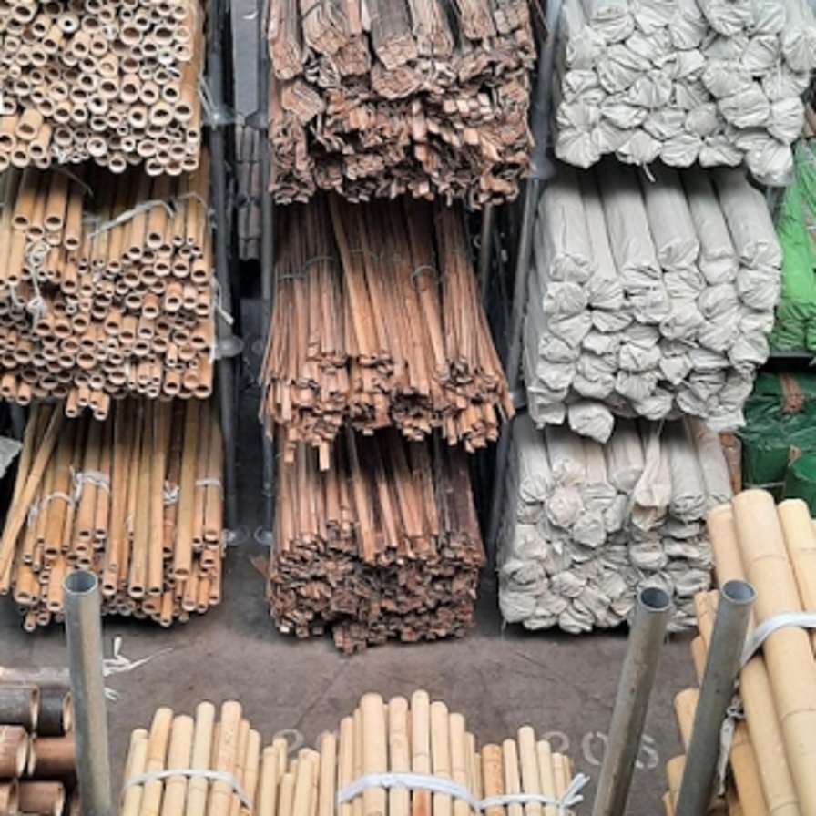 Opslag met bamboo.