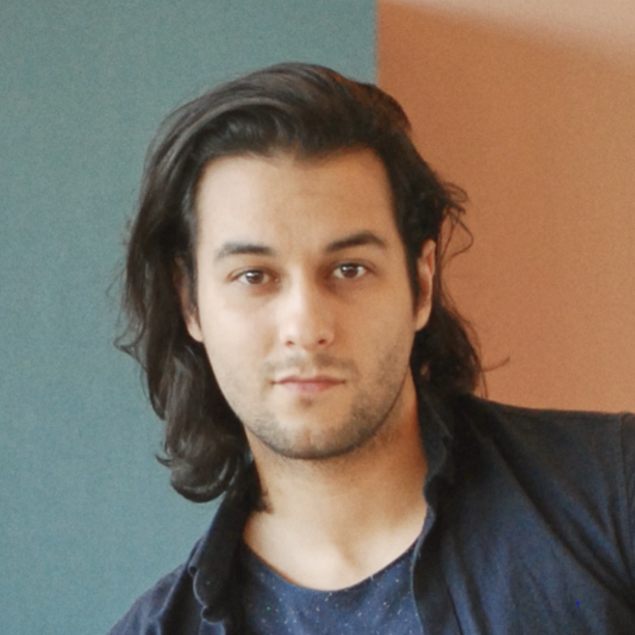 Javid Jooshesh, onderzoeker Robotlab