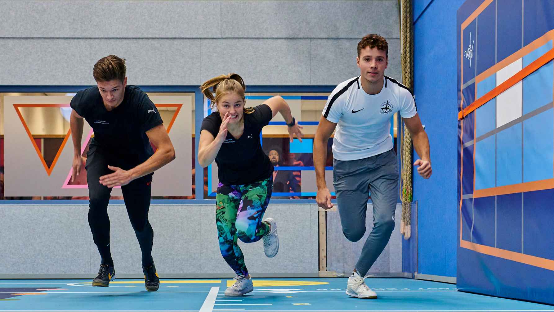 ALO Opleidingsvideo, ALO-studenten sprinten in gymzaal