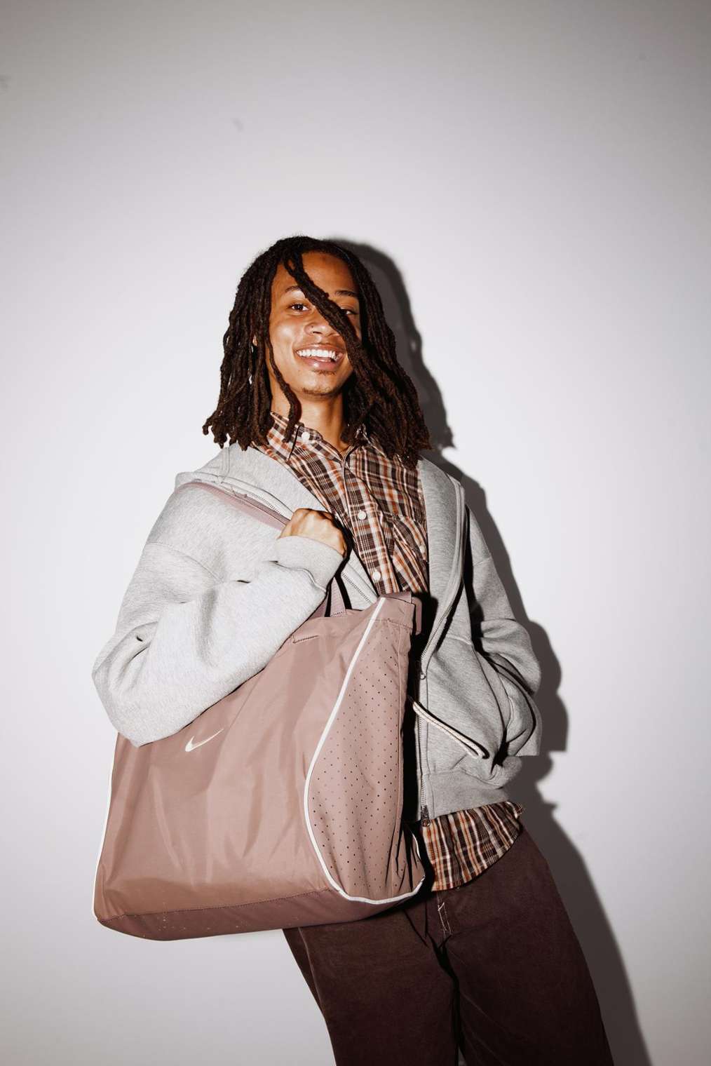 Twee studenten met laptop