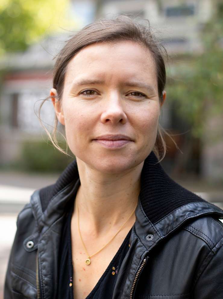 Anna Louise Custers, lector Armoede Interventies